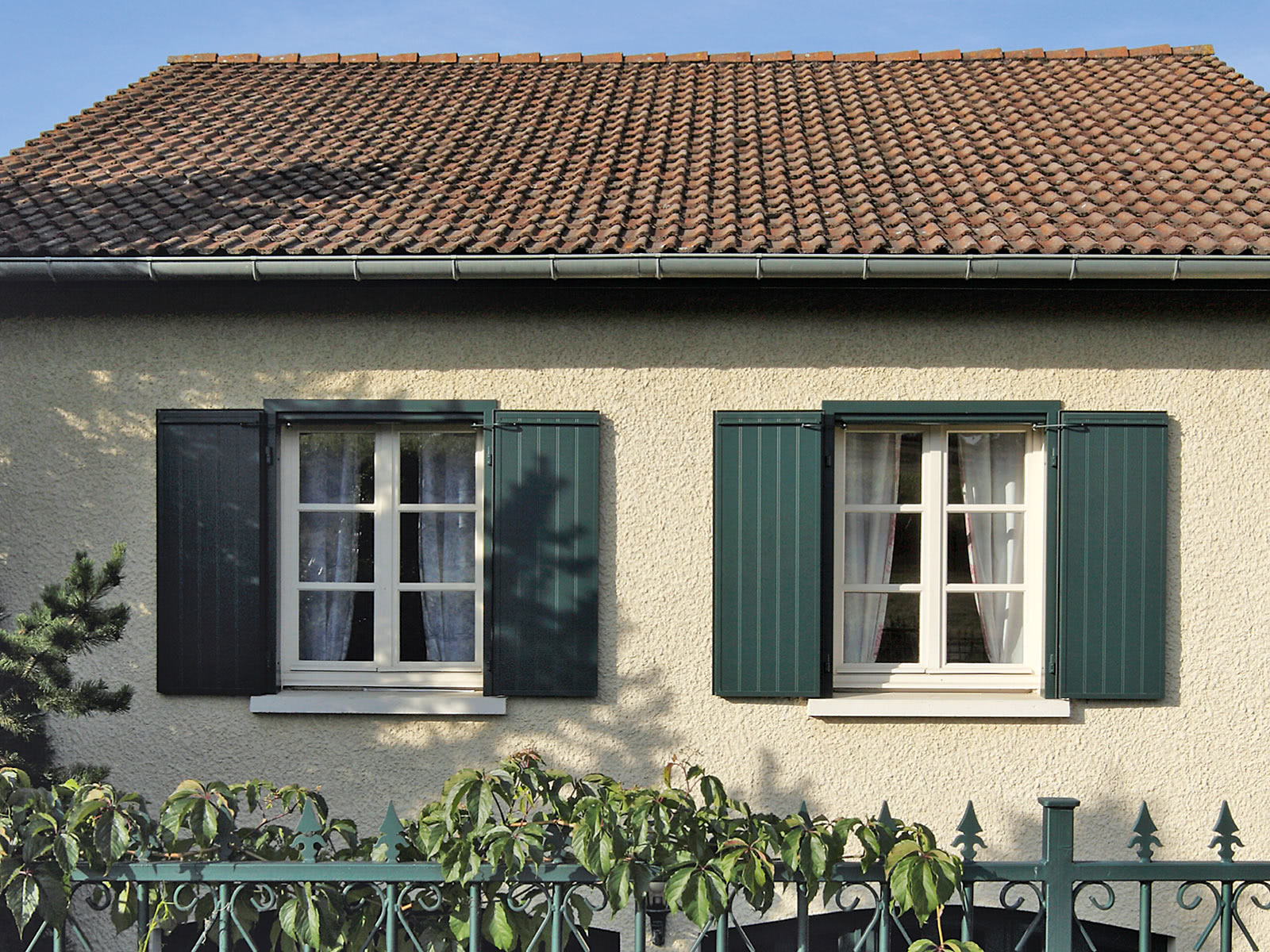 Insulating Window or Door Shutters Using Astrofoil Reflective Insulation